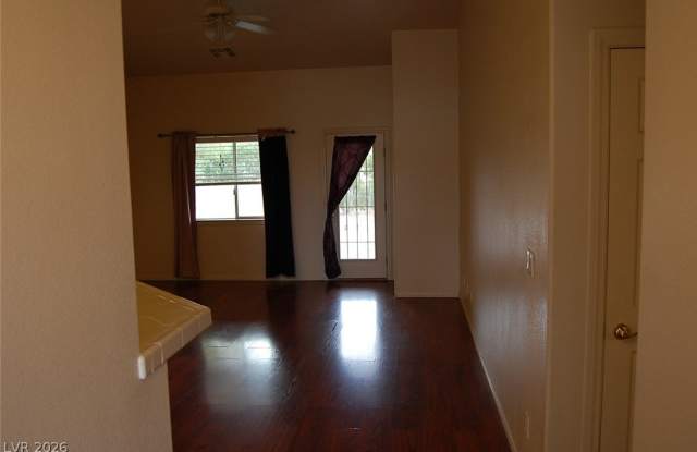 1791 Sycamore Avenue Gallery 3