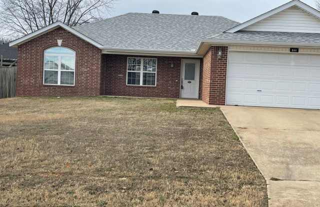 3-bedroom, 2-bathroom home located in the heart of Centerton !!MORE PICTURES COMING SOON!! photos photos