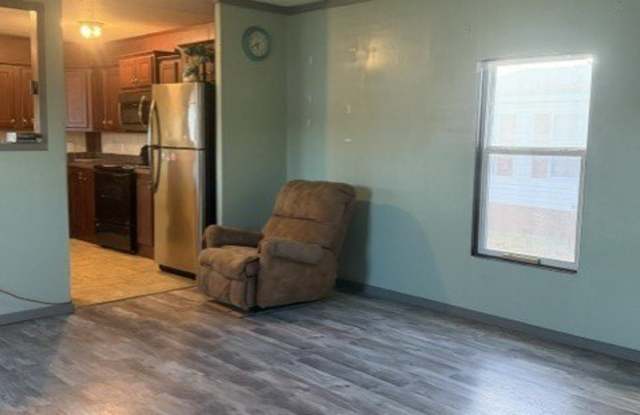 226 Cactus Wren Loop Gallery 4