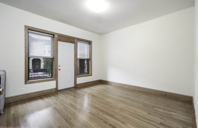 1165 E 54th Street Gallery 4