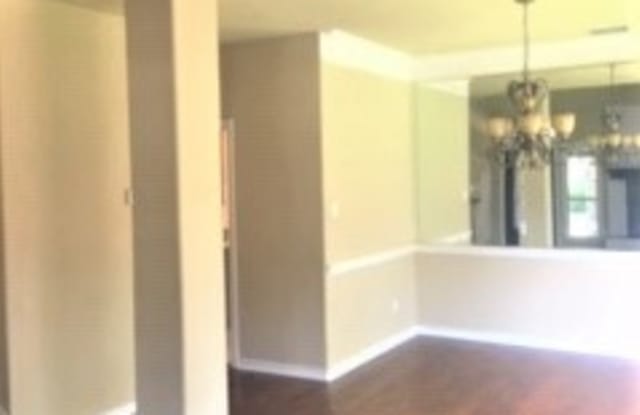 607 N BIRDSONG Gallery 3