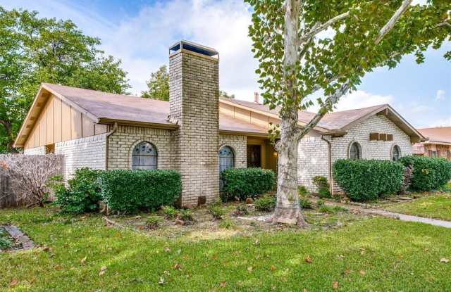 2929 Winterberry Drive - 2929 Winterberry Drive, Carrollton, TX 75007