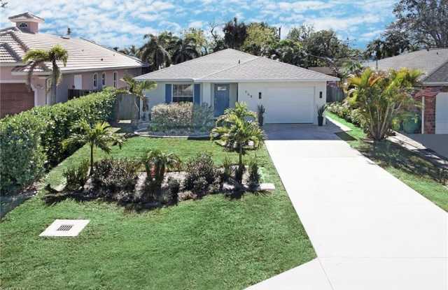 768 96th Ave N photos photos