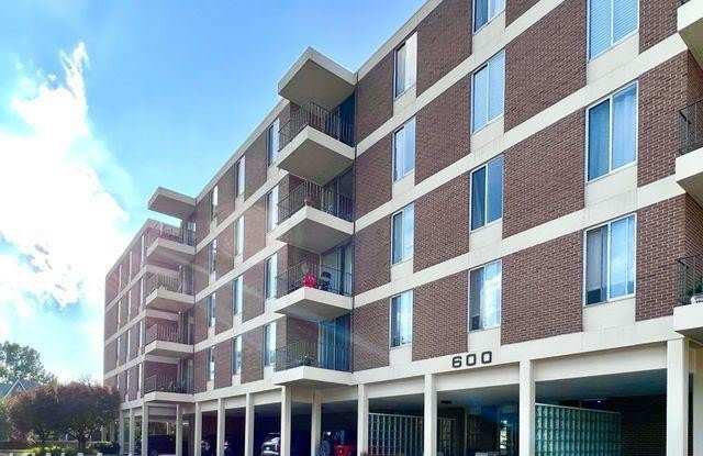 600 W BROWN Street - 600 West Brown Street, Birmingham, MI 48009