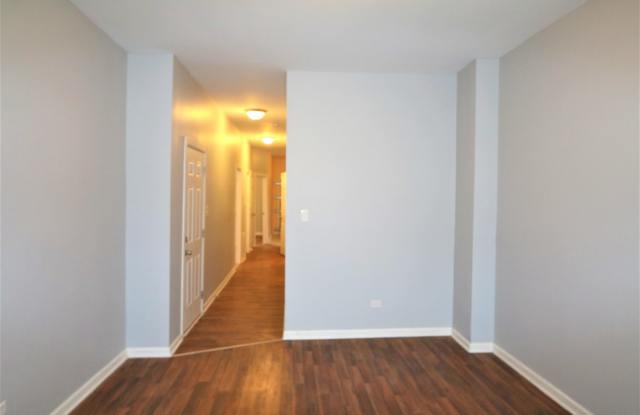 7117 South Champlain Avenue Gallery 4