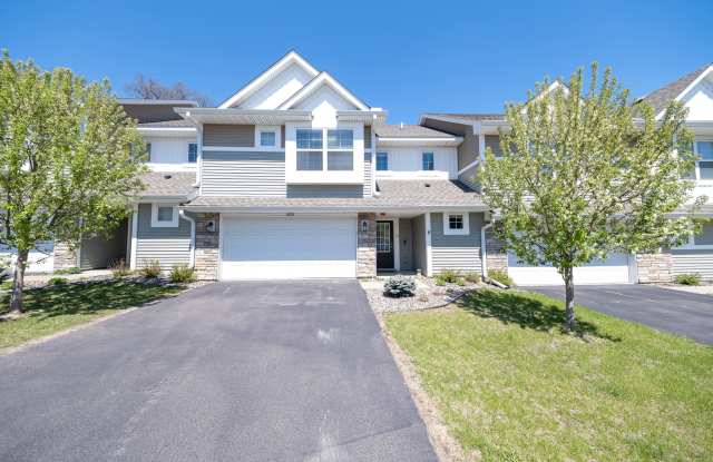 5888 Royalton Rd. NE photos photos