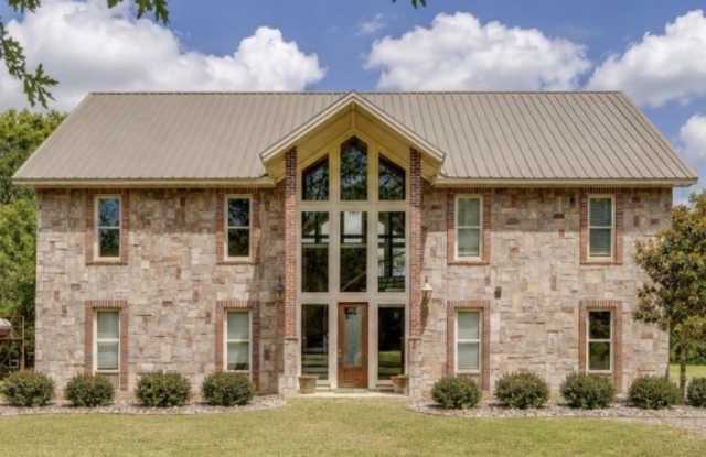 40 LOCH LOMAND DRIVE Gallery 1