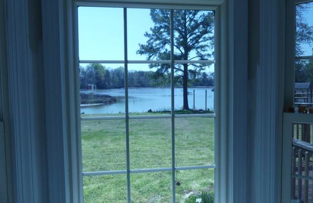 Water Front home on the Poquoson River with pier photos photos
