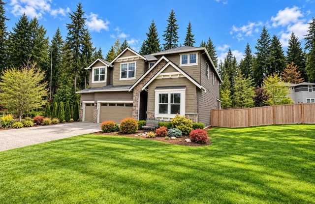 5Bd/4.25Ba Lake Stevens Home Gallery 3