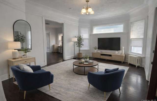 257 S 2nd Avenue photos photos