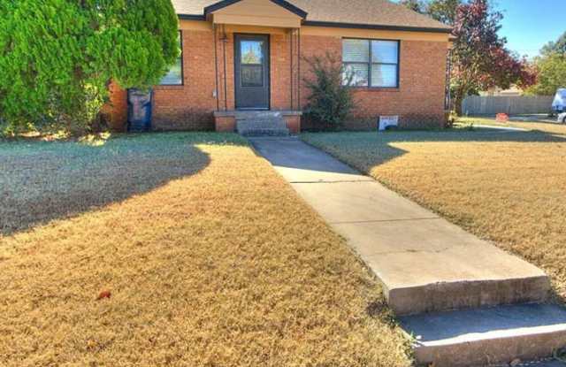 1536 SW 38th photos photos