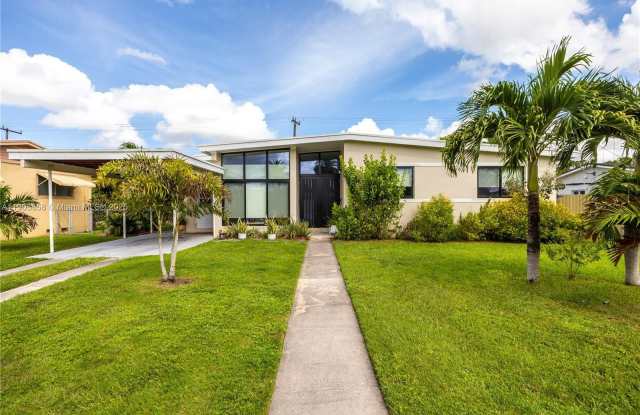 8531 SW 27th Ter photos photos