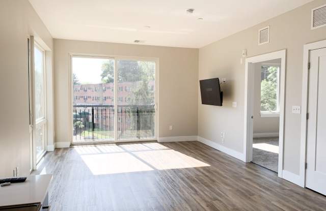 540-E McKnight Circle Gallery 3
