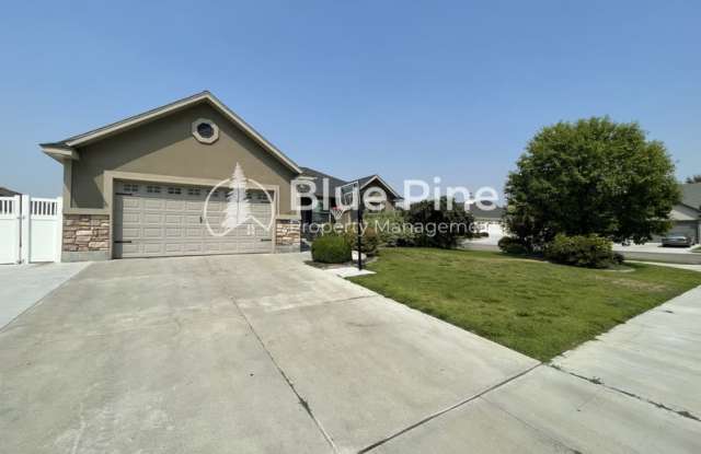340 Chateau Drive - 340 Chateau Drive, Idaho Falls, ID 83404