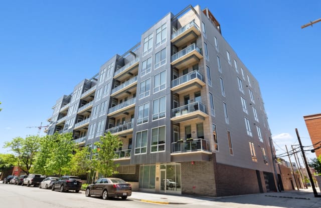 122 South Aberdeen Street - 122 S Aberdeen St, Chicago, IL 60607