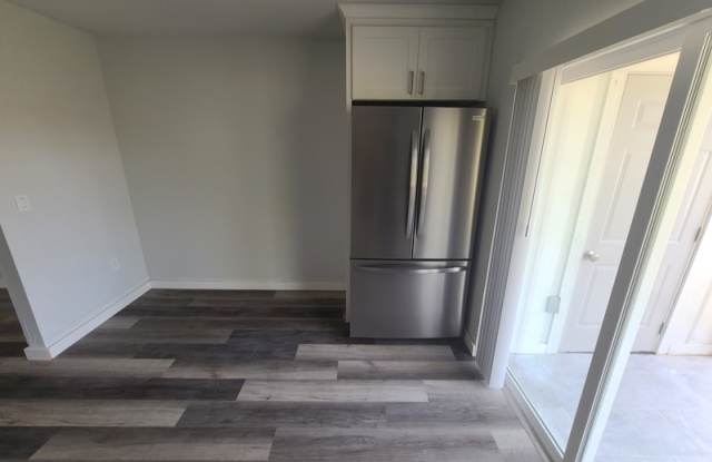 7196 68th Court North - B Gallery 3