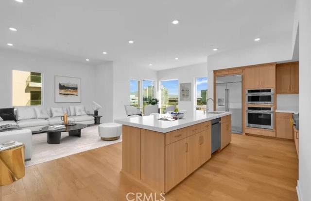 3614 Rivington photos photos