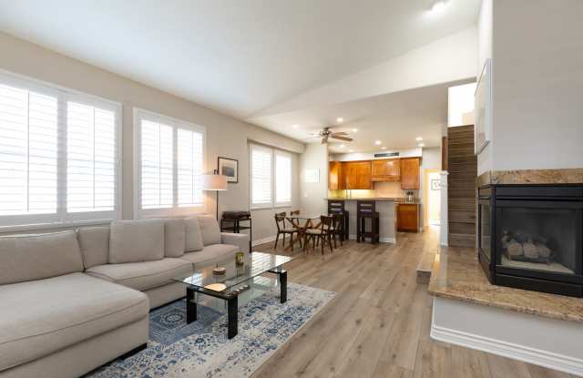 Luxury 2 Bedroom 2 Bath Townhouse w/ gourmet Kitchen in Mission Hills photos photos