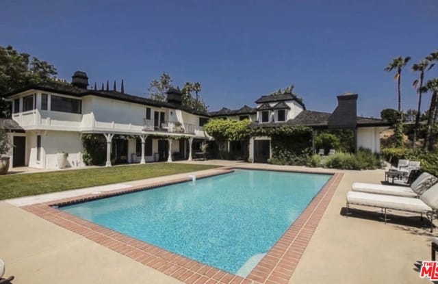 1075 WALLACE RDG - 1075 Wallace Ridge, Beverly Hills, CA 90210