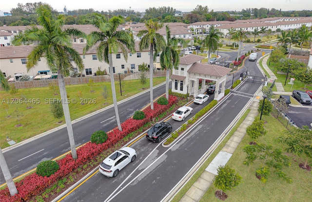 12121 NW 23rd Ct Gallery 2