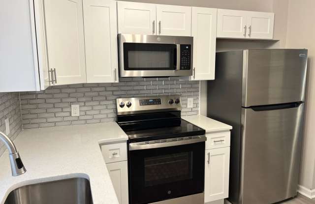 GORGEOUS- BRAND NEW 3 BEDROOM 2 FULL BATH - JUST TOTALLY RENOVATED Gallery 3