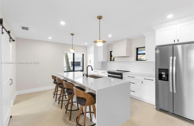 22274 SW 61st Ave photos photos