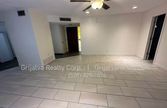 Lovely 3 Bedroom, 2 Bath House for Rent in Northwest Tucson *MOVE-IN SPECIAL* (Magee/Thornydale) Gallery 3