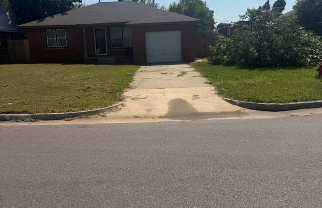 Home for Lease - 3040 NW 65th Street, OKC, OK. 73116 photos photos