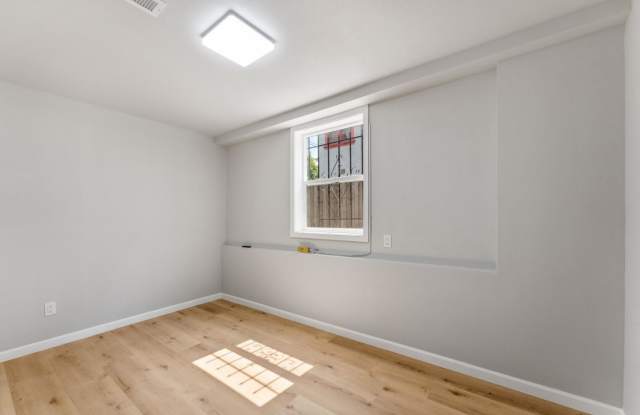 1015 Martin Luther King Junior Way photos photos