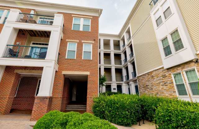 Elegant 2BD Condo with Unbeatable Access & Premium Features in Arlington w/ Parking! photos photos Elegant 2BD Condo with Unbeatable Access & Premium Features in Arlington w/ Parking! photos photos