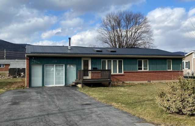 1030 GEORGIA Avenue - 1030 Georgia Avenue, Mineral County, WV 26726