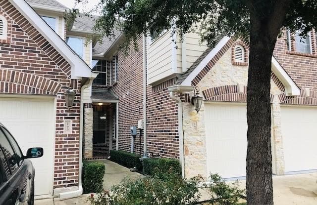 192 Milan Street - 192 Milan Street, Lewisville, TX 75067
