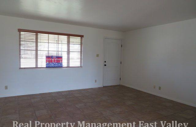 1718 South  Parkside Drive Gallery 4