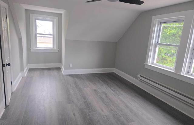 168 Chelsea Avenue unit: #8 photos photos