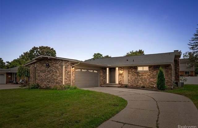18543 Parklane Street photos photos