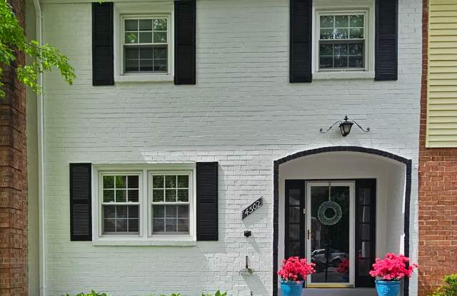 4502 King Edward Court - 4502 King Edward Court, Annandale, VA 22003