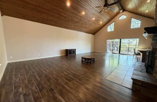 40 Ridge Trail Gallery 2