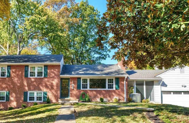 512 BRIAR LN - 512 Briar Lane, Newark, DE 19711