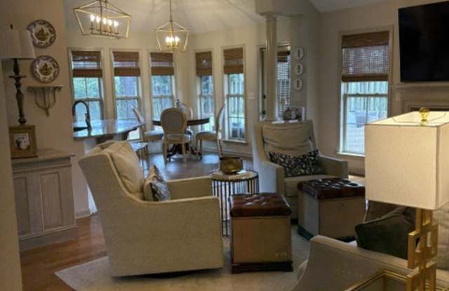 9820 Silver Bell Court Gallery 4