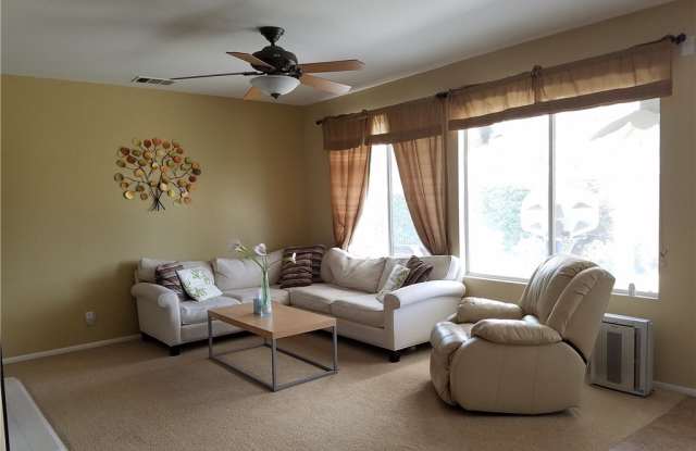 13579 Laurel Court Gallery 2