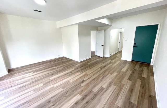 5623 S Prairie Avenue Gallery 4