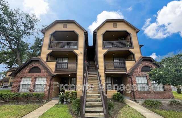 380 Lakepointe Drive - 380 Lakepointe Drive, Altamonte Springs, FL 32701