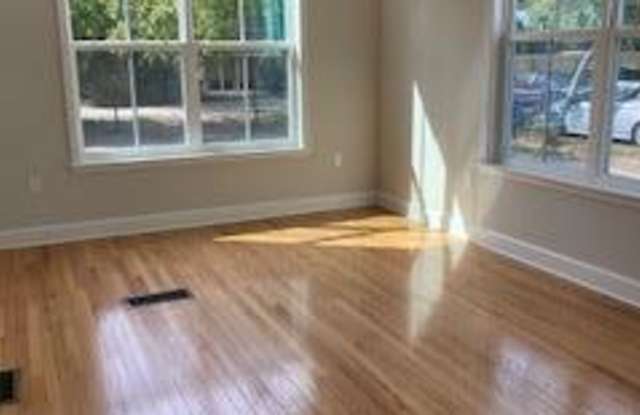 97 ORANGE ST Gallery 2