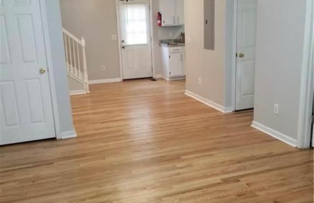1651 Massachusetts Street Southwest - 1651 Massachusetts Street Southwest, Marietta, GA 30008
