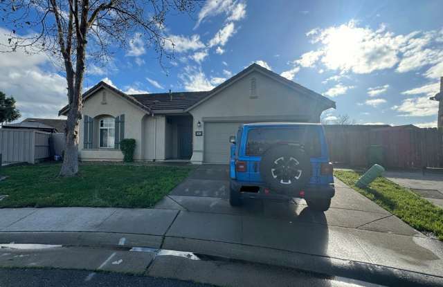 Located in a great neighborhood, Spacious 3-bedroom, 2-bath home with 2-car garage photos photos