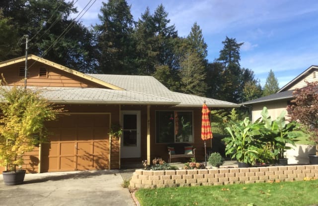 431 S Constitution - 431 Constitution Avenue South, Bremerton, WA 98312