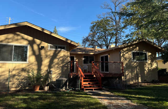 Beautiful Partial Lake View Home on the Golf Course – 3 Bed, 2 Bath, 1,680 Sq Ft in Lake of the Pines - 11683 Lakeshore South, Lake of the Pines, CA 95602