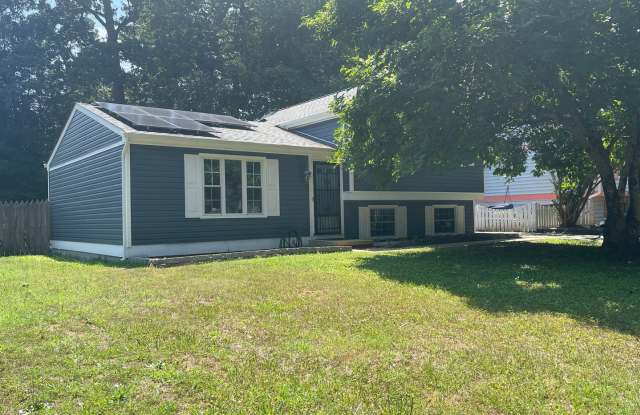 Updated Tri-Level home with solar panels! photos photos