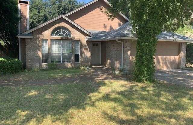 4204 Worth Forest Drive - 4204 Worth Forest Drive, Arlington, TX 76016