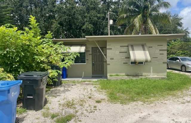 1521 N 59th Ter - 1521 North 59th Terrace, Hollywood, FL 33021